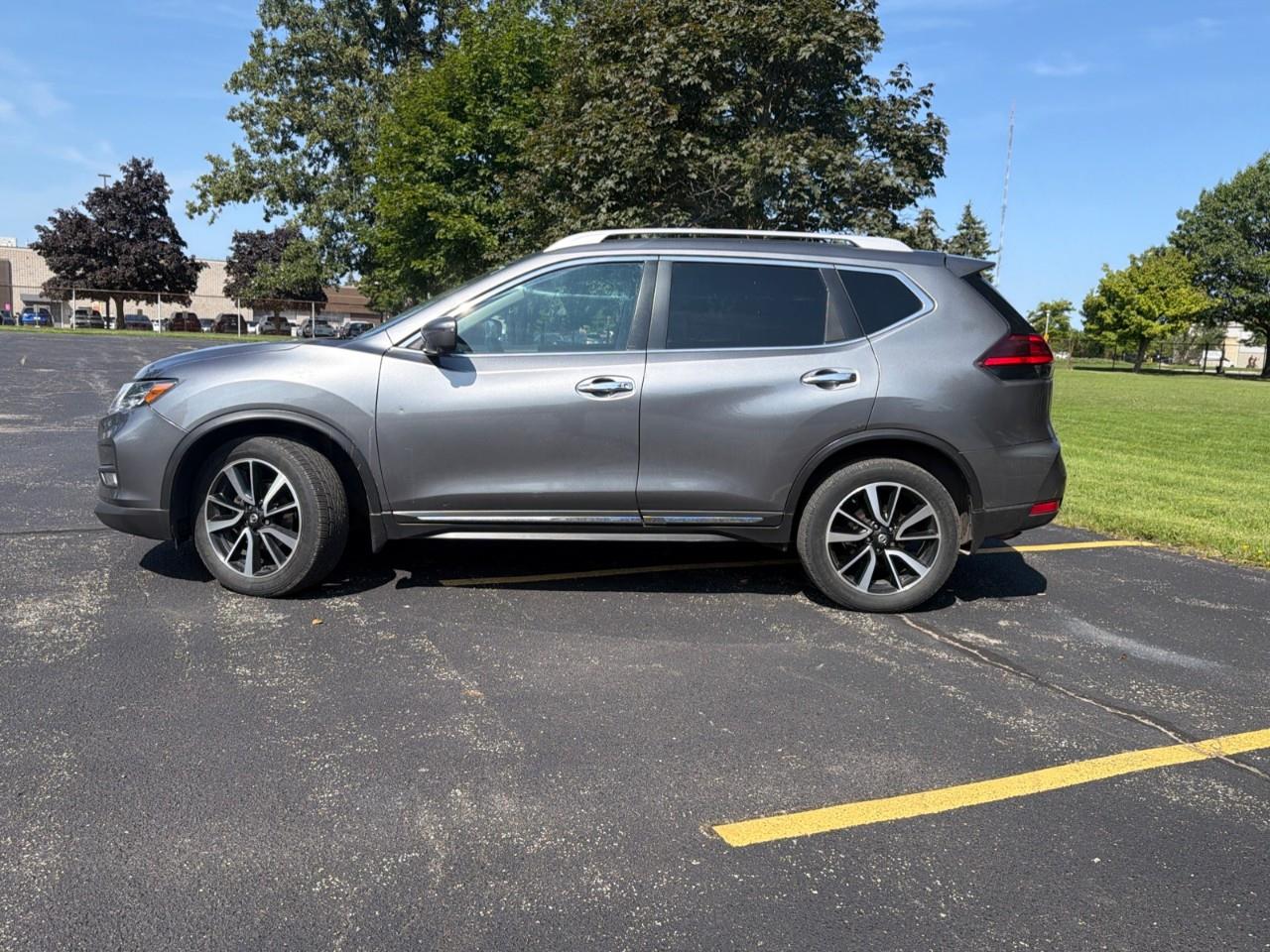 used 2017 Nissan Rogue car