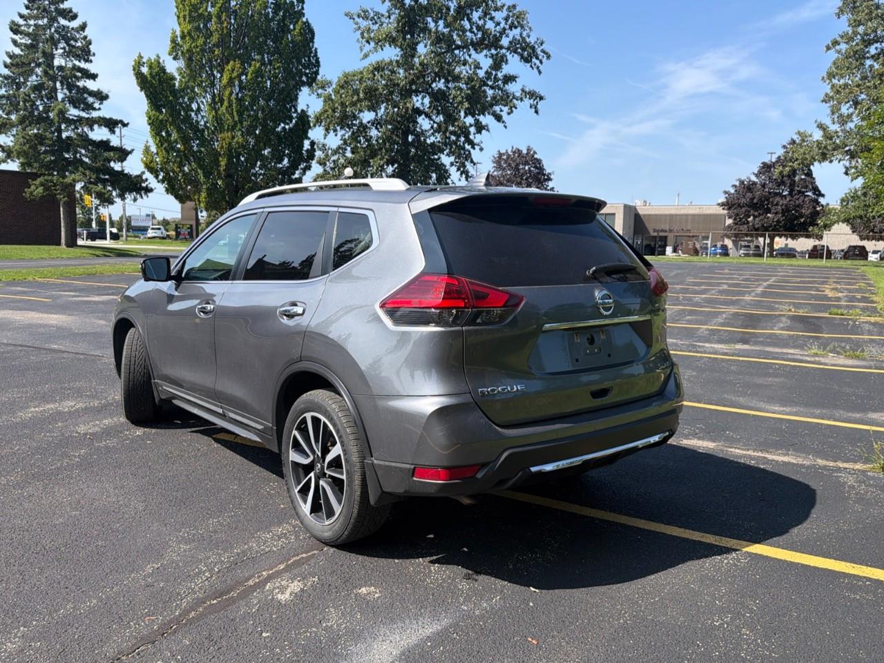 used 2017 Nissan Rogue car