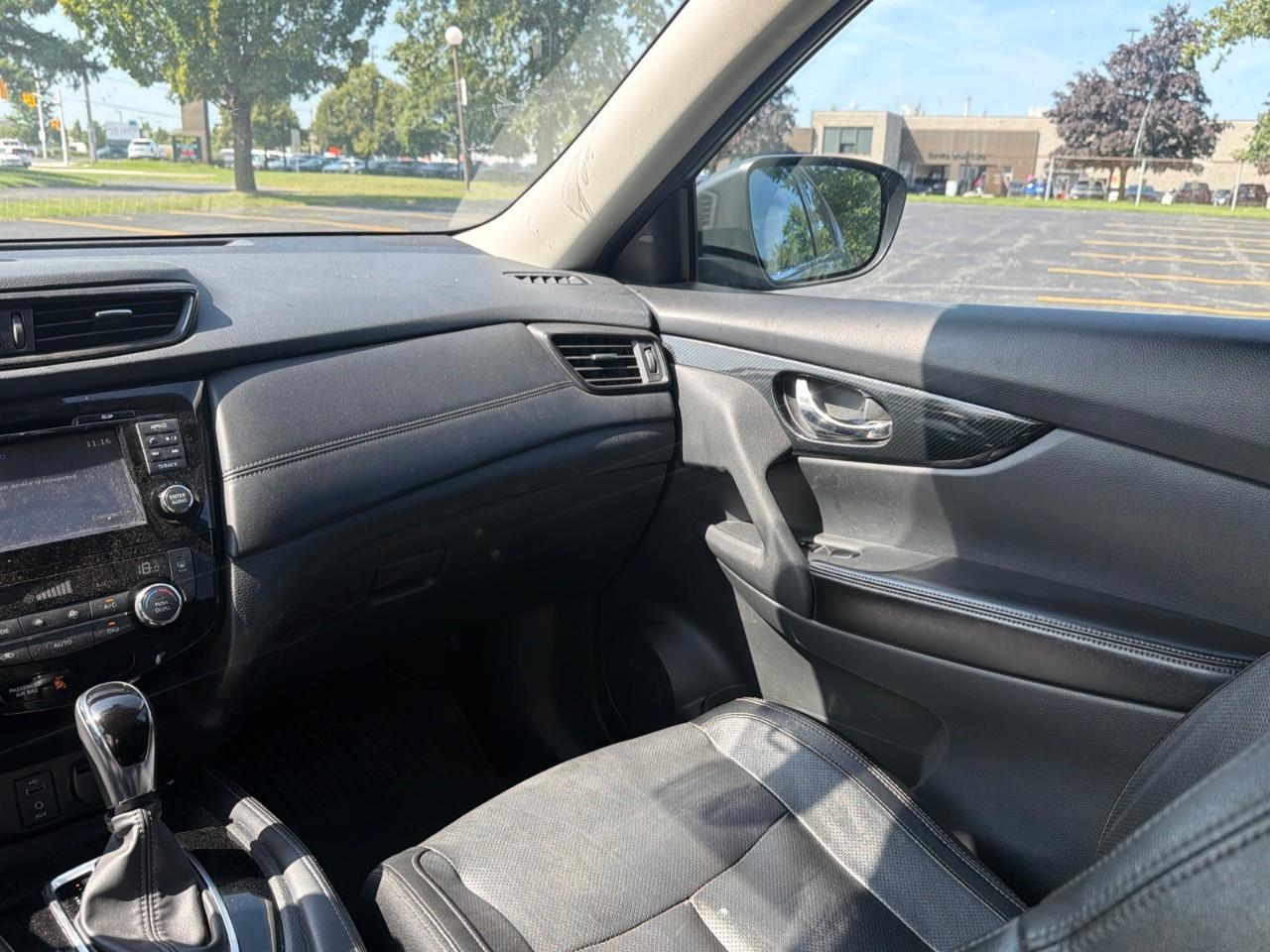 used 2017 Nissan Rogue car