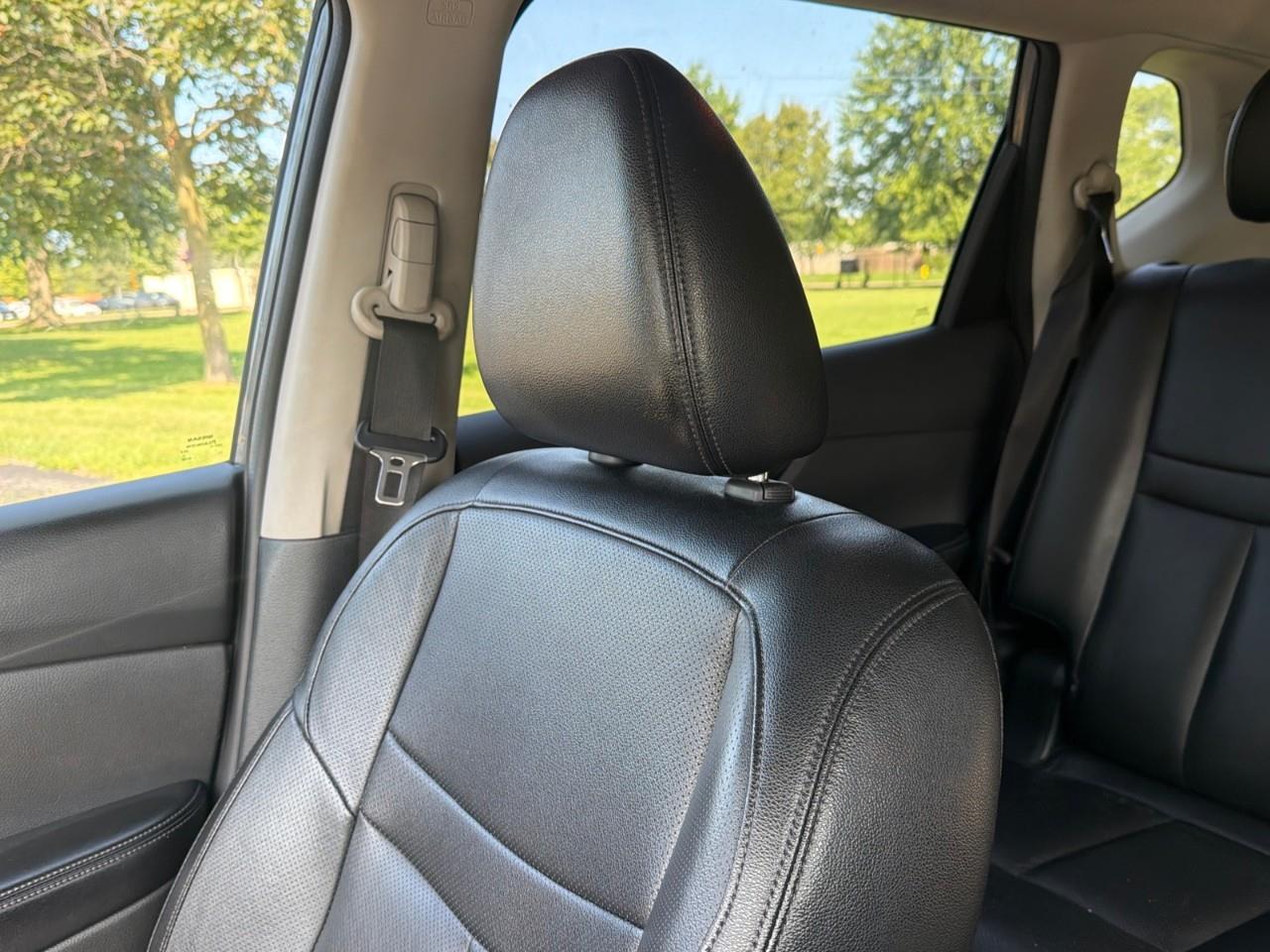 used 2017 Nissan Rogue car