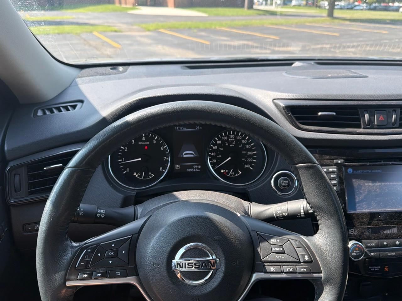 used 2017 Nissan Rogue car