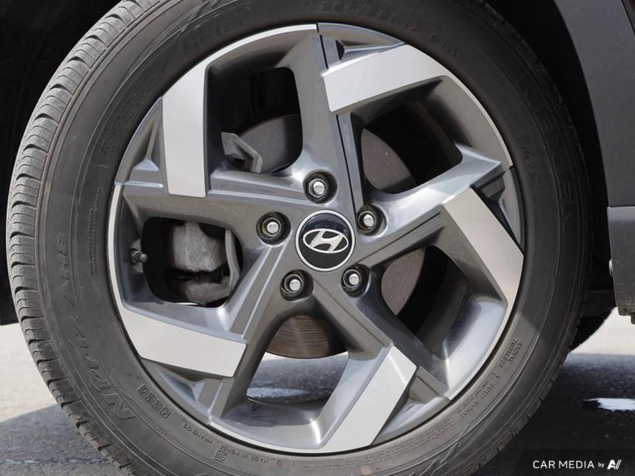 used 2023 Hyundai Venue car