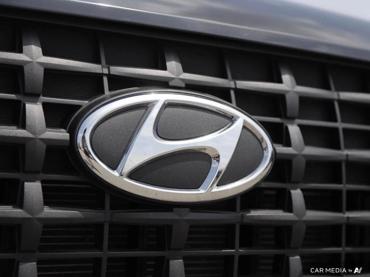 used 2023 Hyundai Venue car