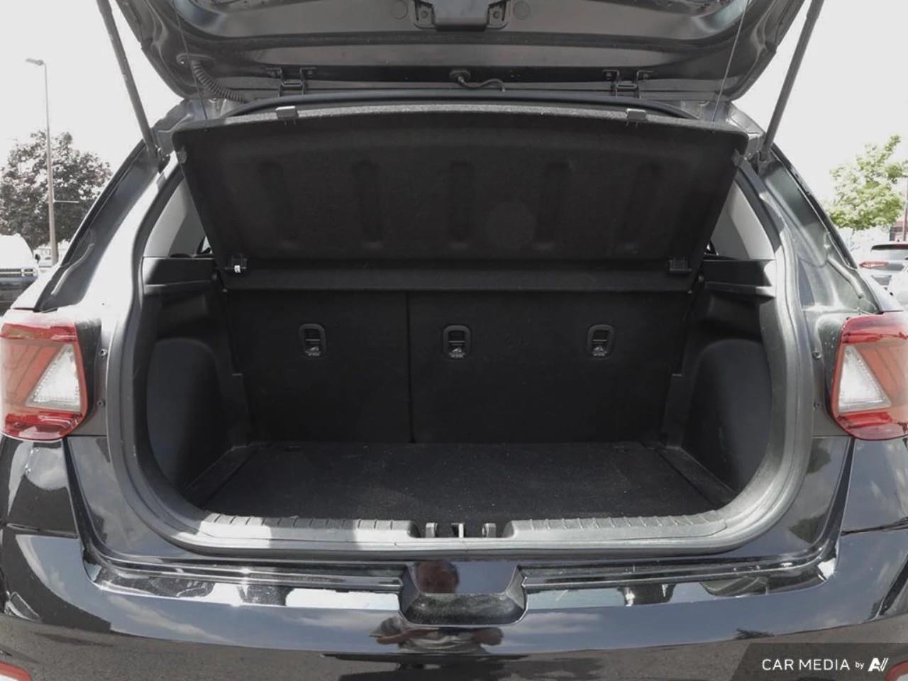 used 2023 Hyundai Venue car