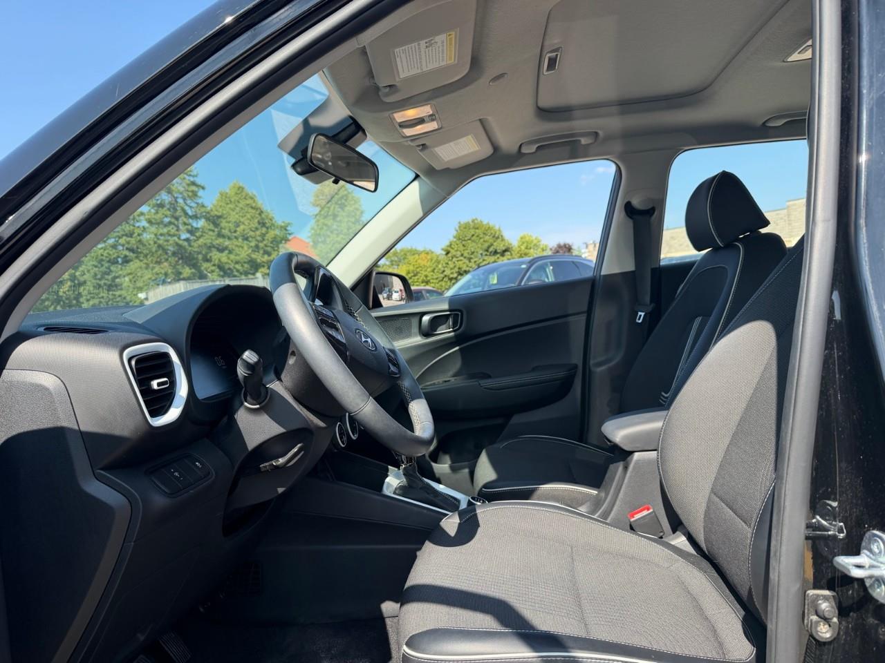 used 2023 Hyundai Venue car