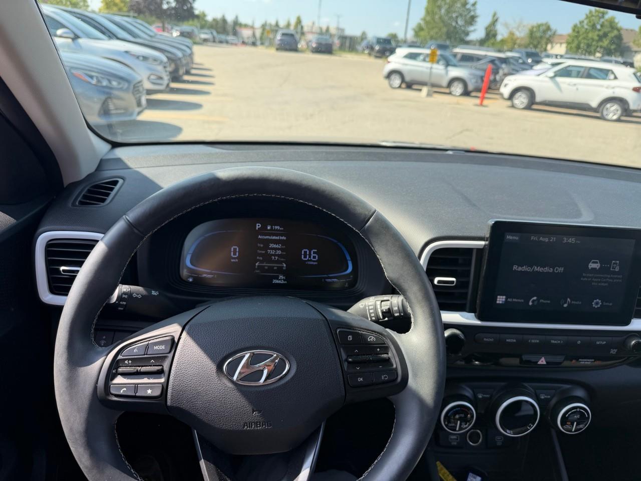 used 2023 Hyundai Venue car