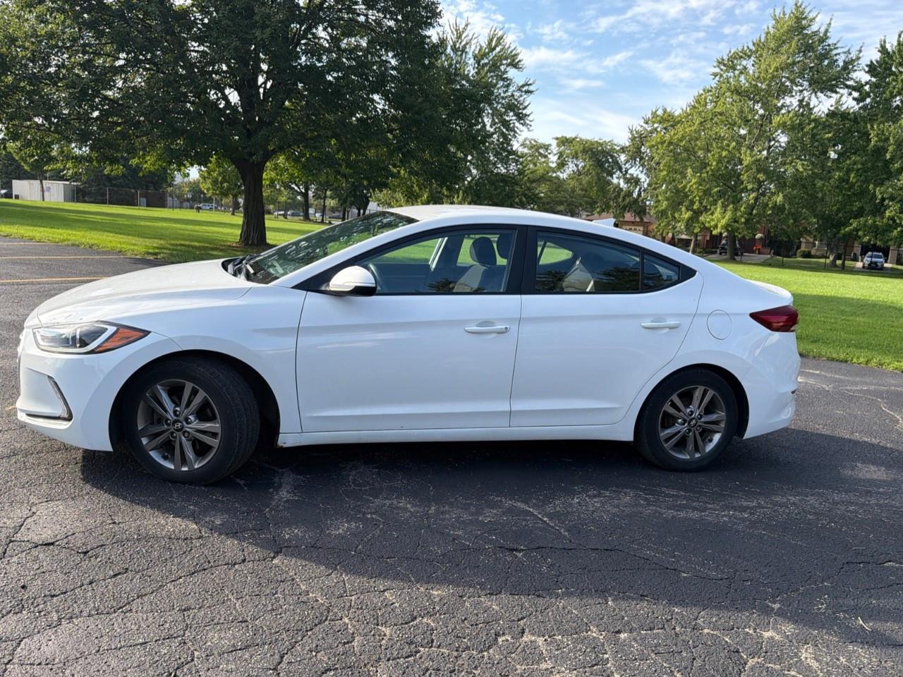 used 2018 Hyundai Elantra car