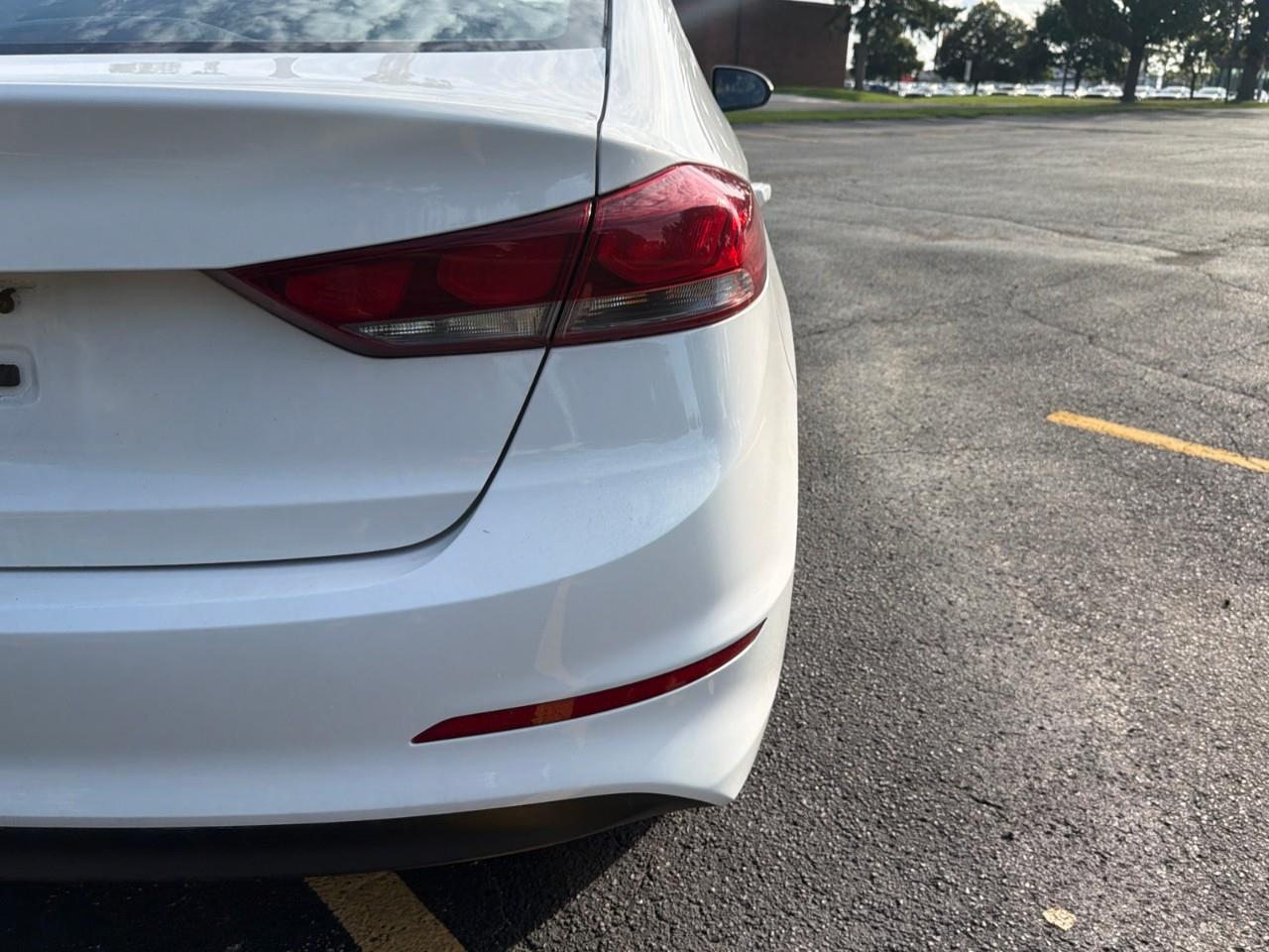 used 2018 Hyundai Elantra car