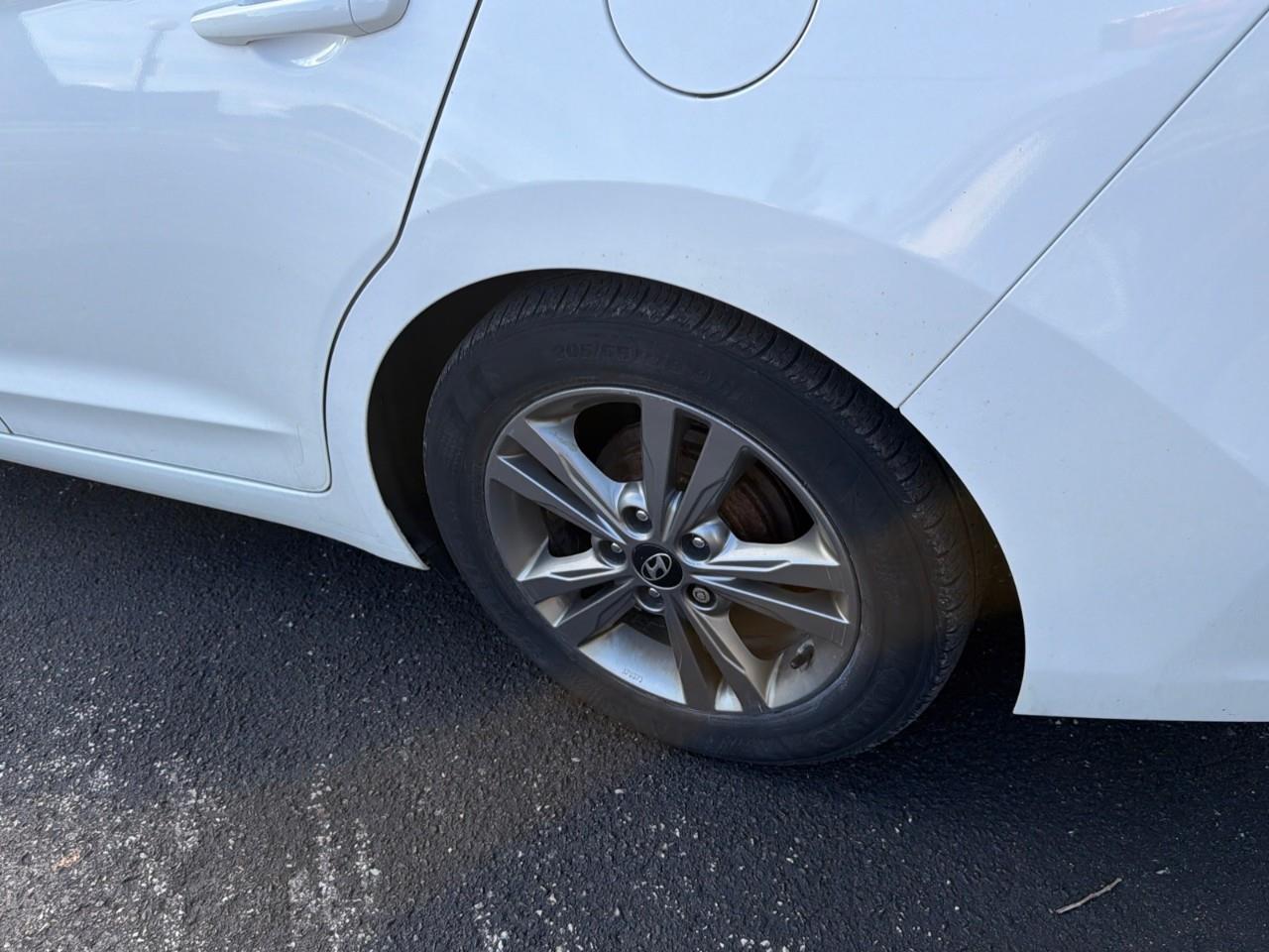 used 2018 Hyundai Elantra car