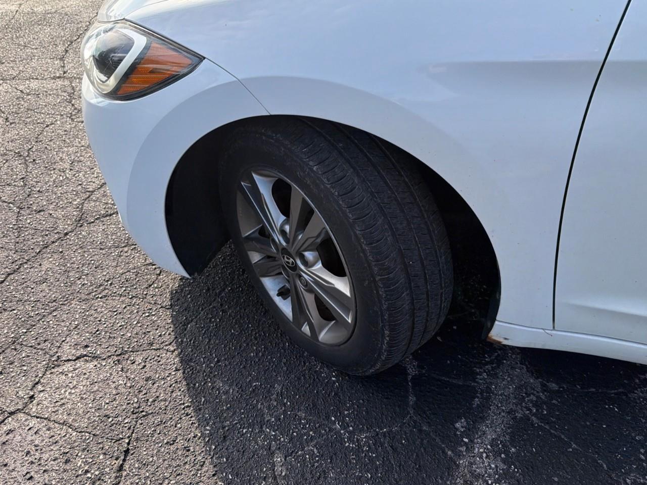 used 2018 Hyundai Elantra car