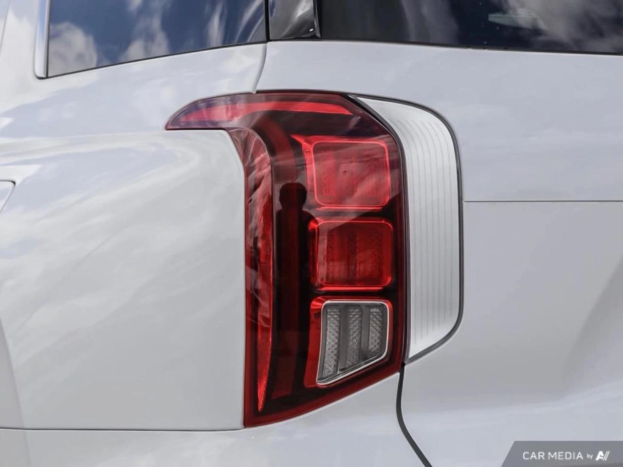 used 2024 Hyundai Palisade car, priced at $51,697