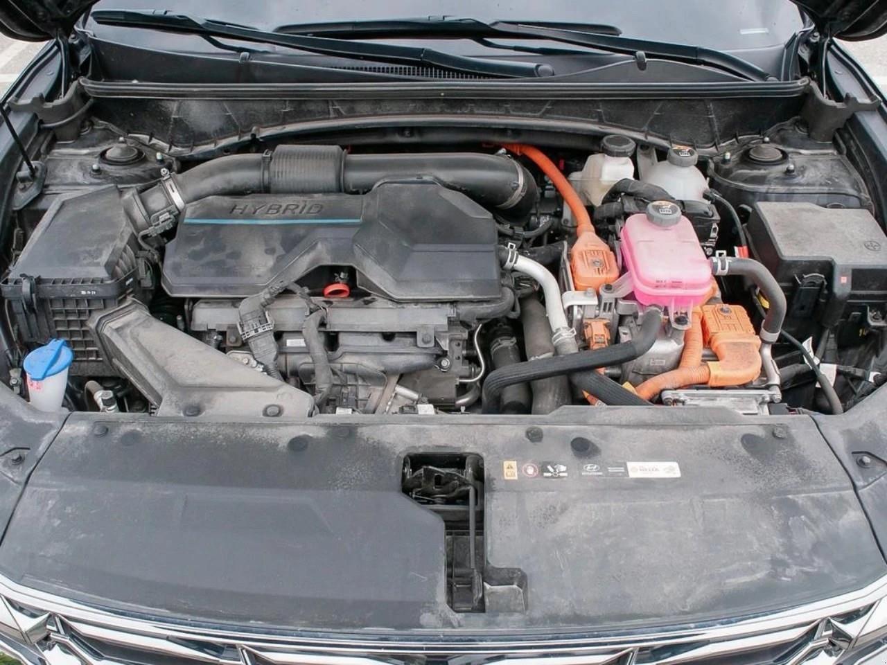 used 2025 Hyundai Tucson Hybrid car, priced at $42,697