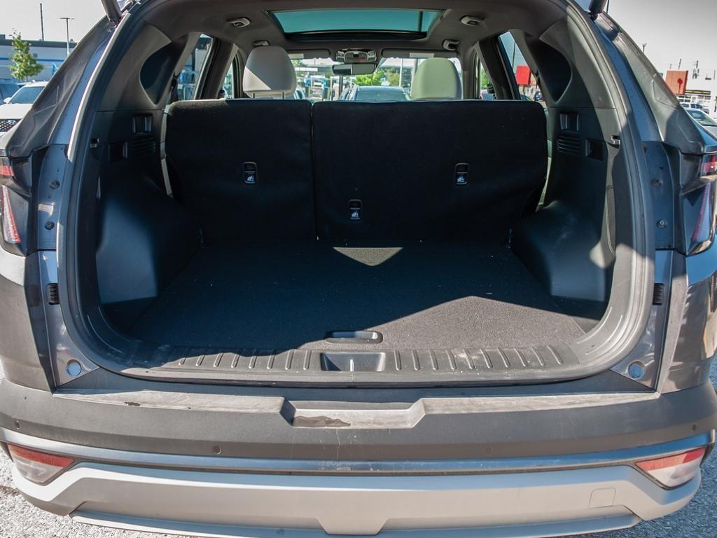 used 2025 Hyundai Tucson Hybrid car, priced at $46,697