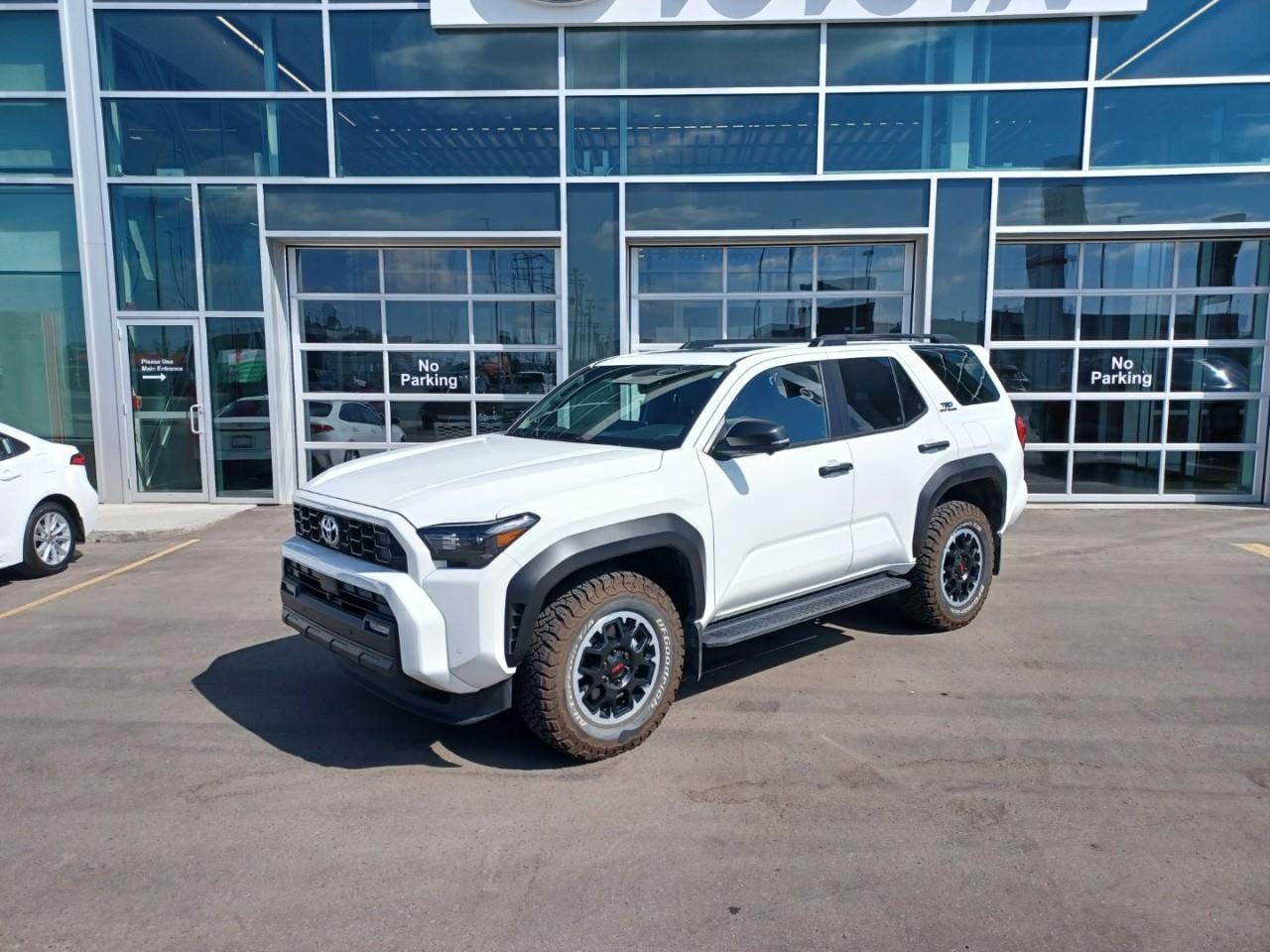 White 2025 Toyota 4Runner SUV / Crossover 8-Speed Automatic