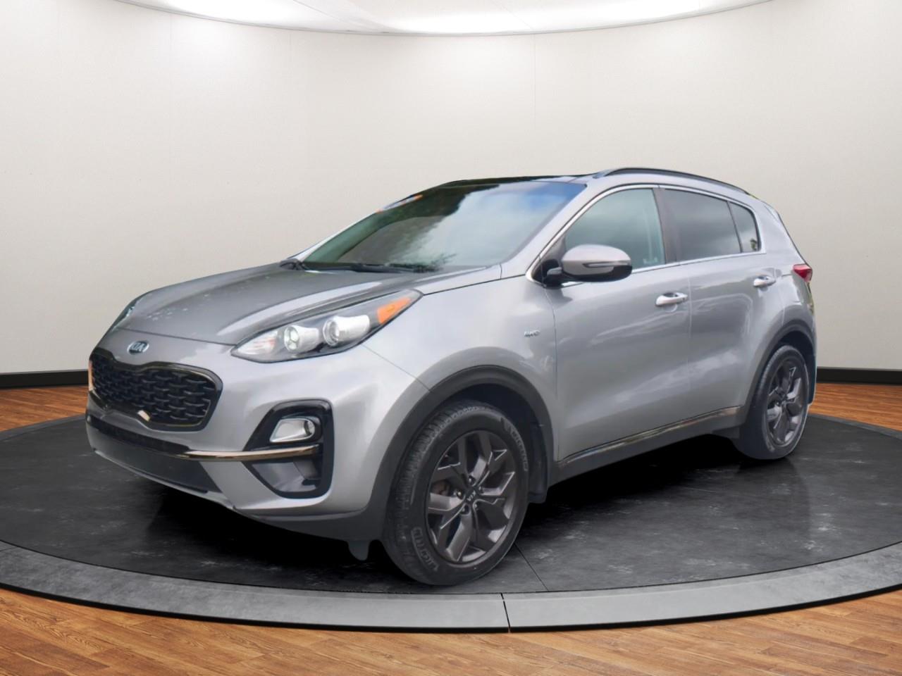 White 2021 Kia Sportage SUV / Crossover All-Wheel Drive 6-Speed Automatic