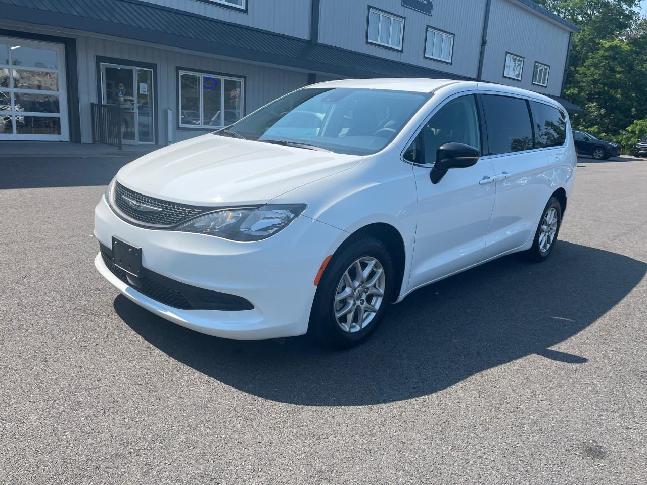 2024 Chrysler Grand Caravan SXT FWD
