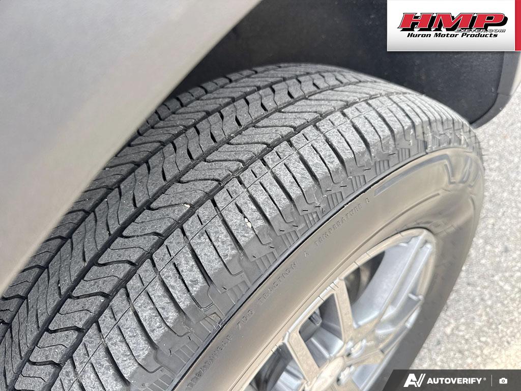 used 2025 GMC Acadia car, priced at $41,985