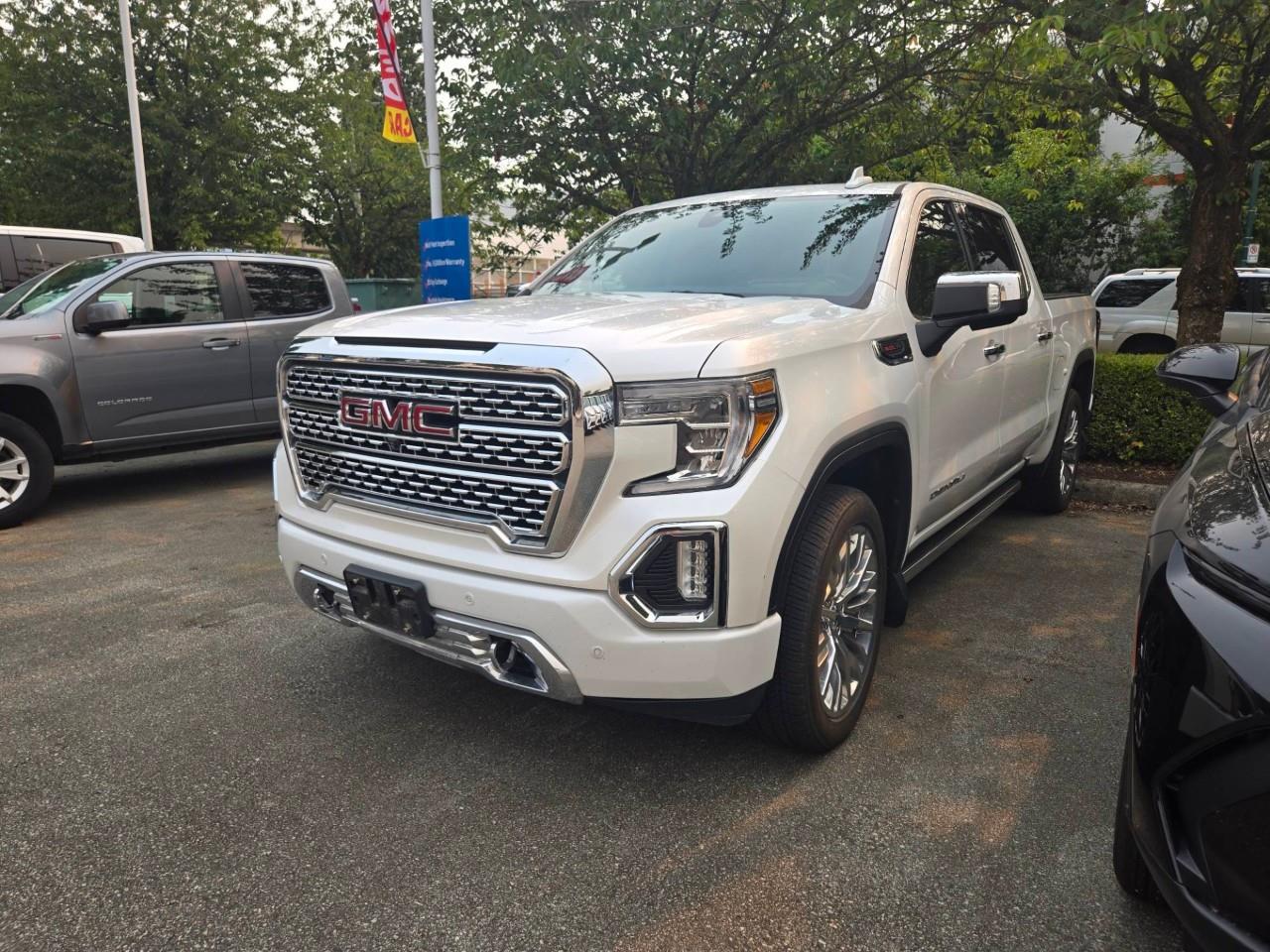 White 2019 GMC Sierra 1500 Pickup Truck Four-Wheel Drive 8-Speed Automatic