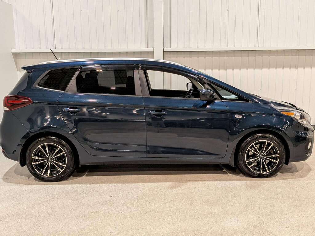 2017 Kia Rondo