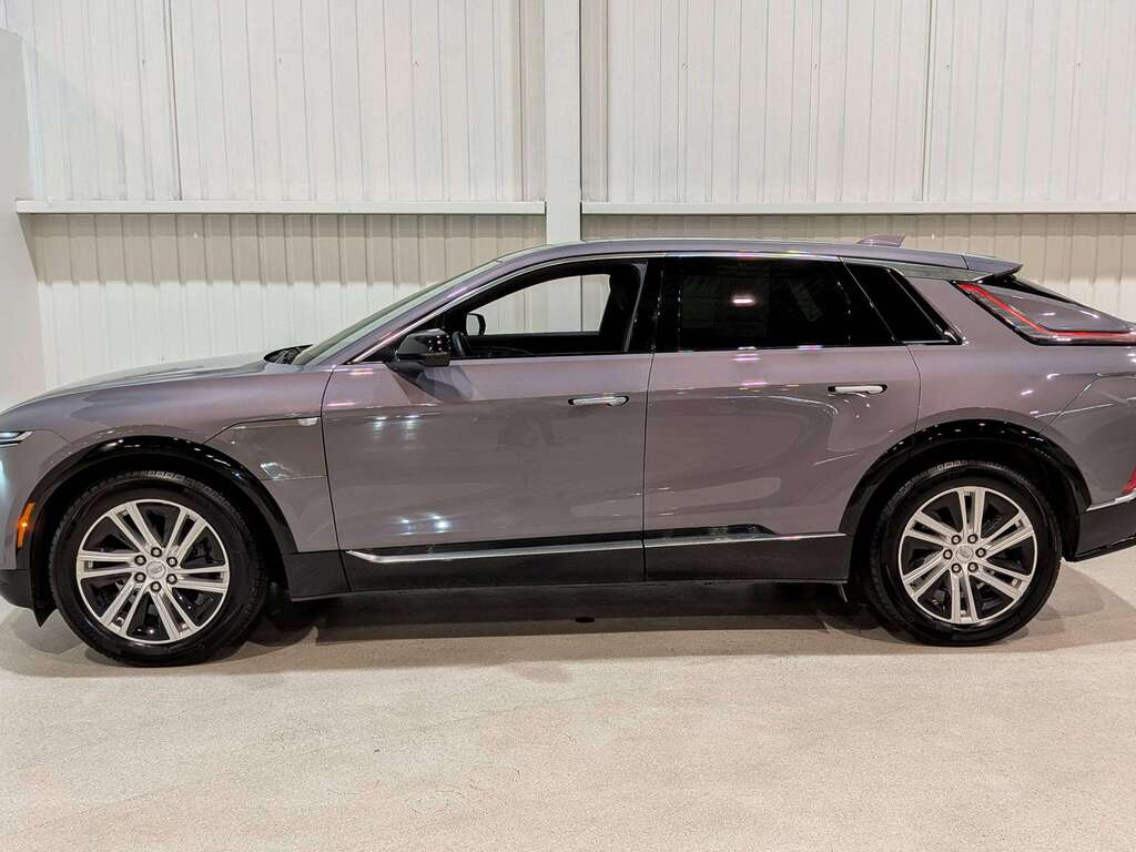 2024 Cadillac LYRIQ