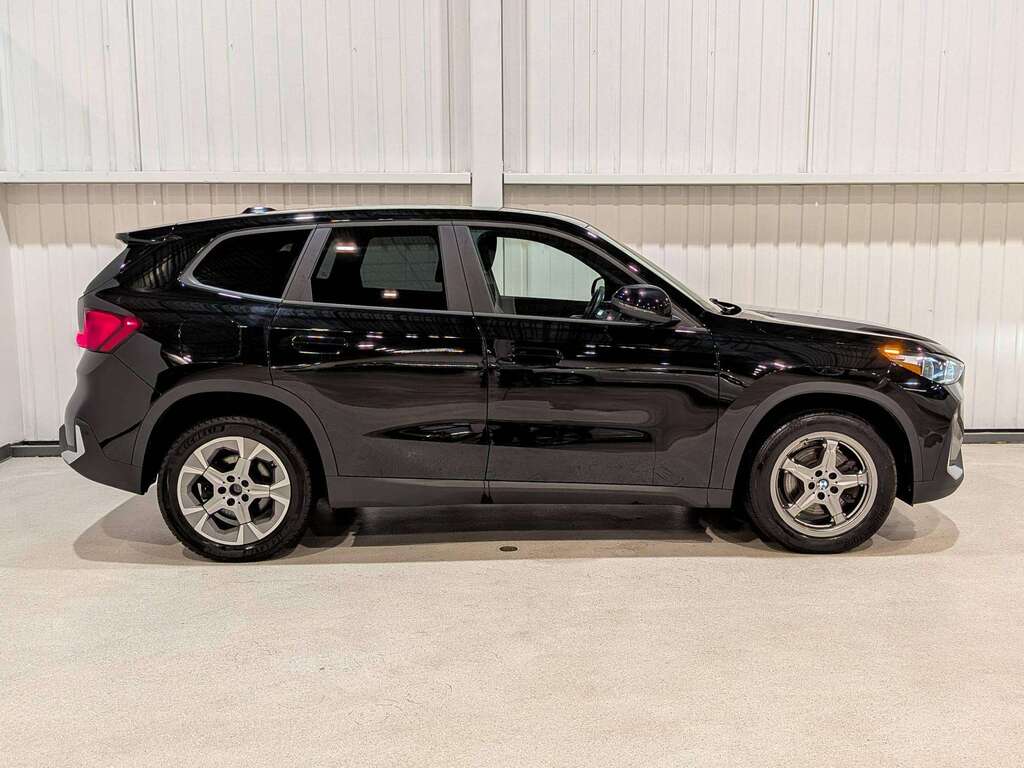 2024 BMW X1