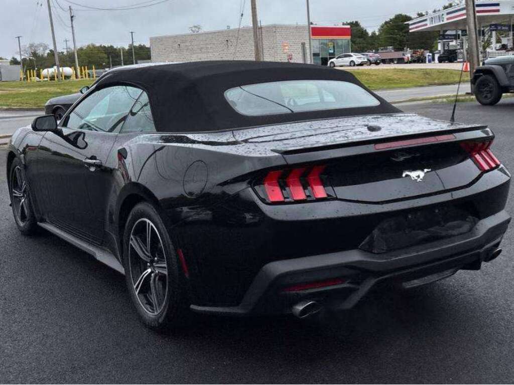 2024 Ford Mustang