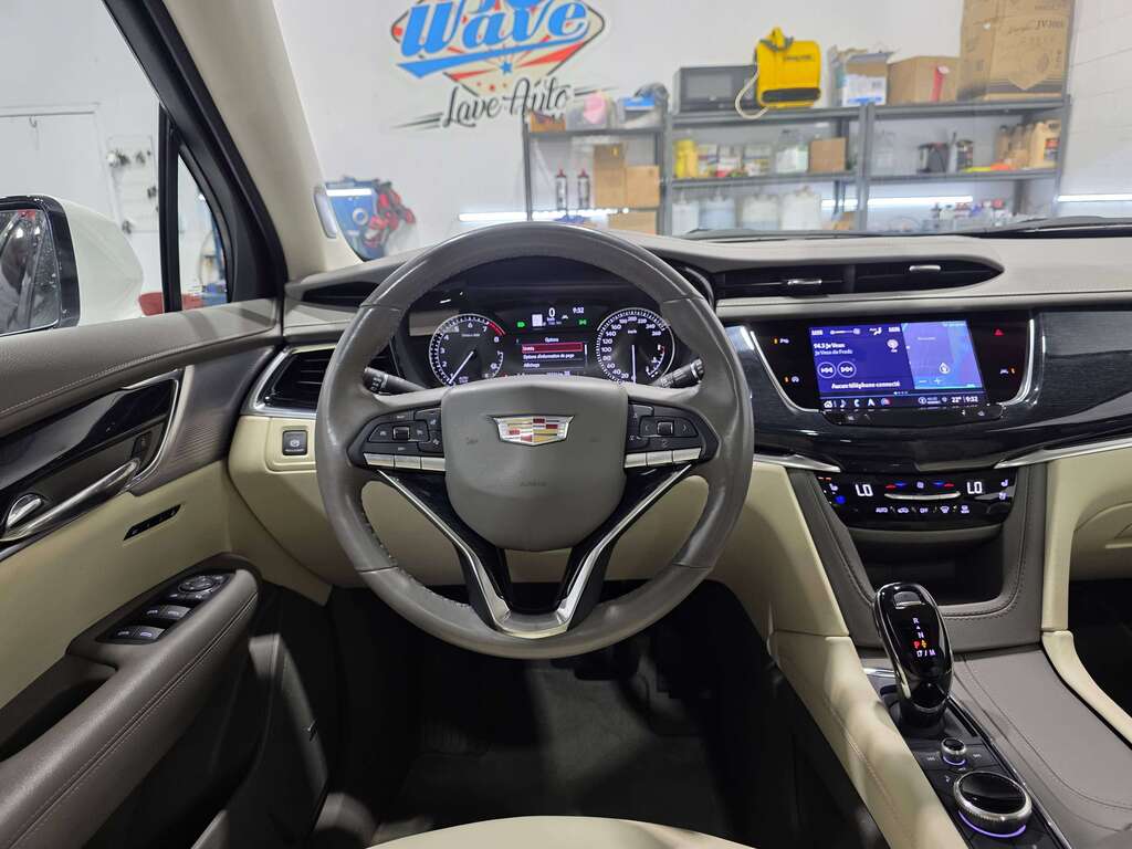 2024 Cadillac XT6