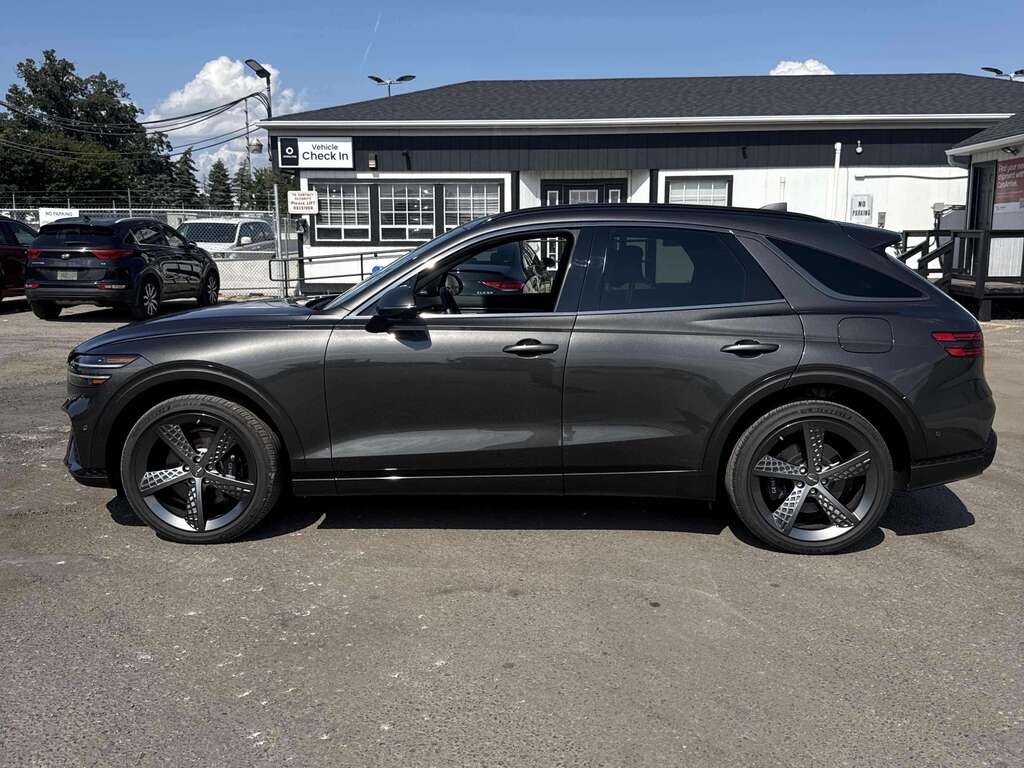 2024 Genesis GV70