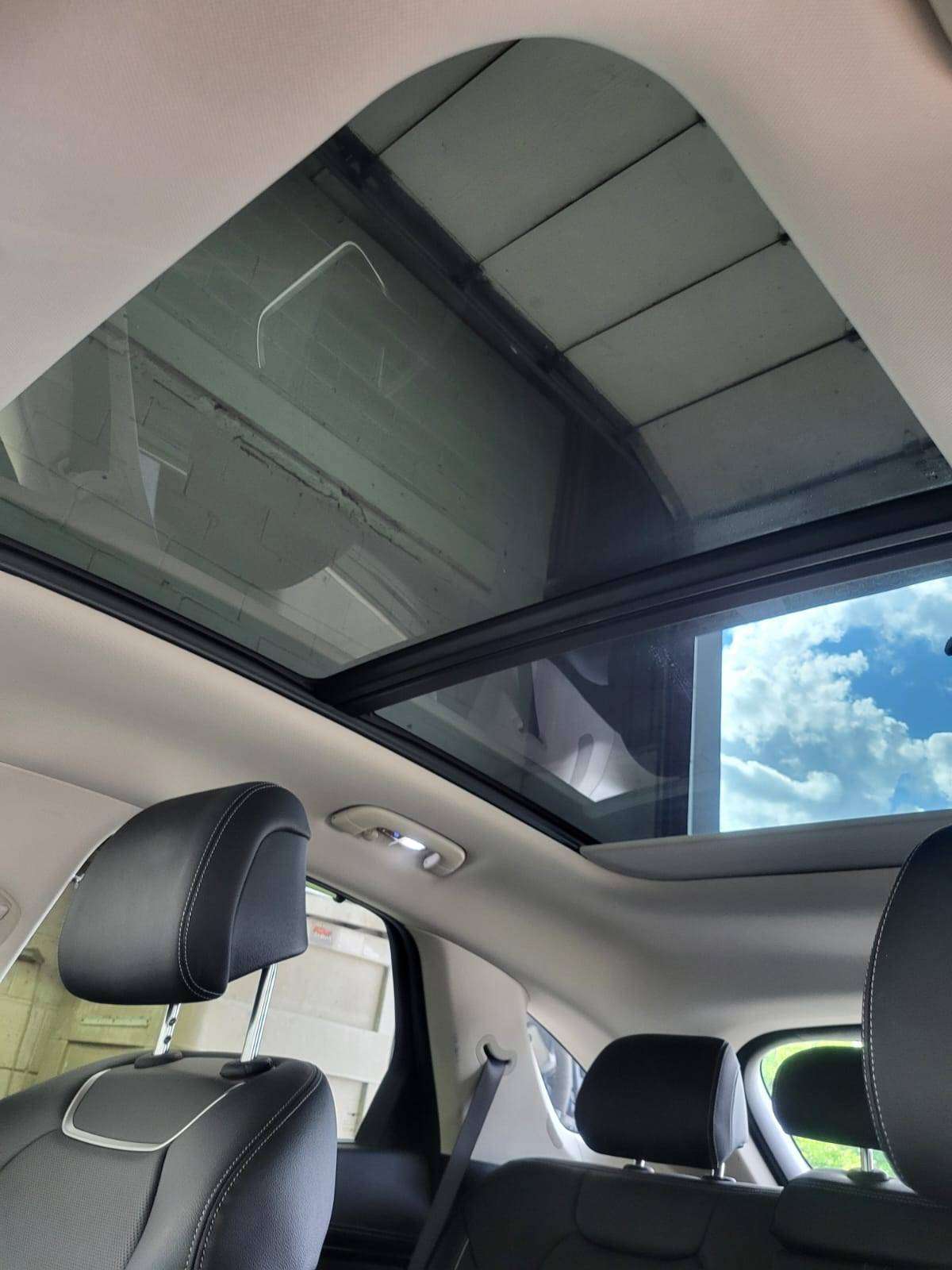 Genesis GV70 2023