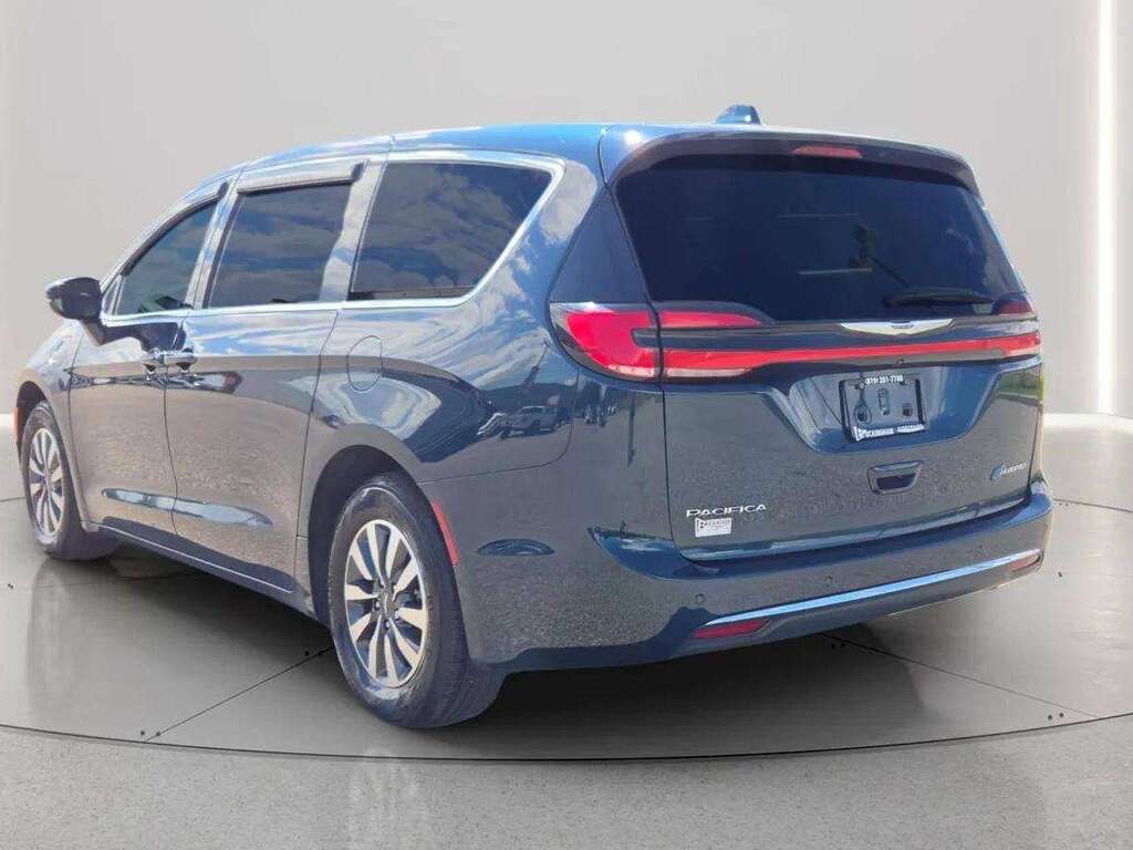 2022 Chrysler Pacifica Hybrid