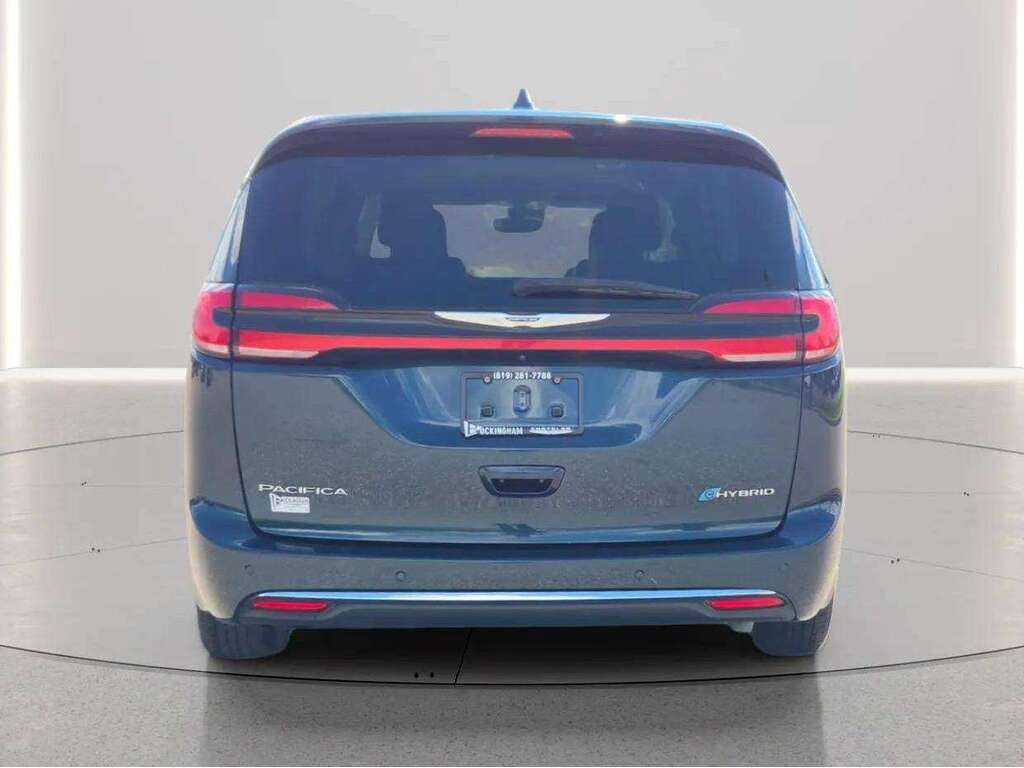 2022 Chrysler Pacifica Hybrid