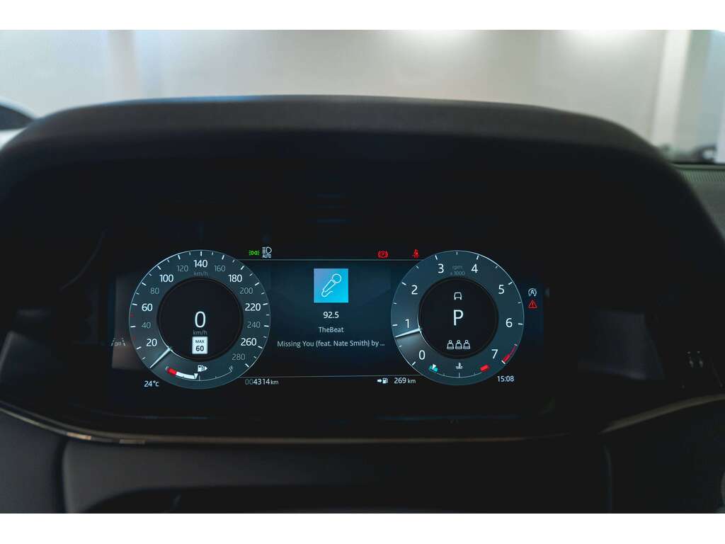 2026 Land Rover Range Rover Evoque