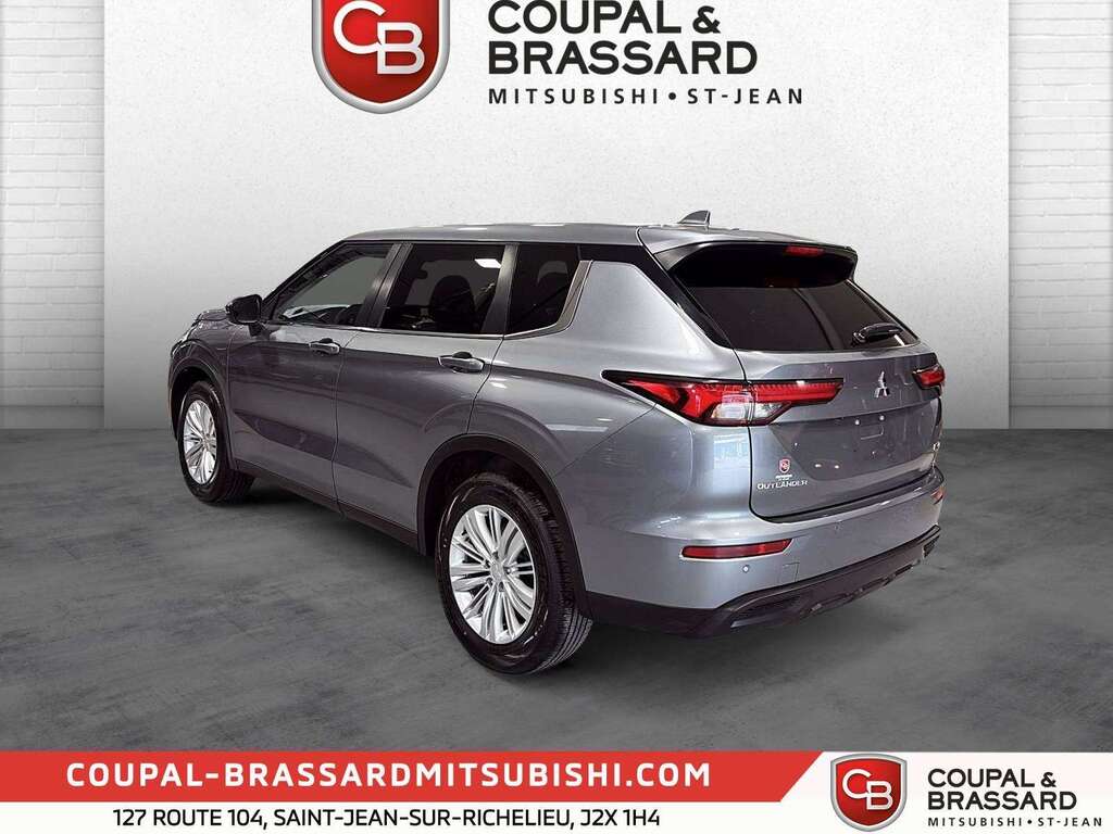 2024 Mitsubishi Outlander