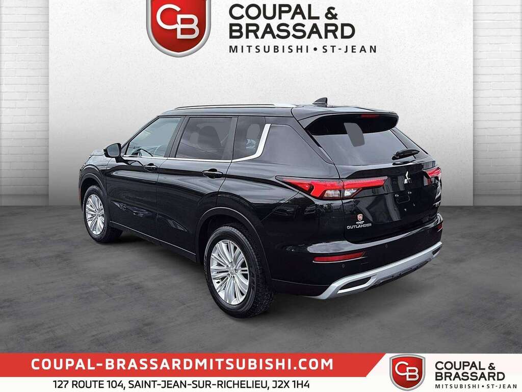 2024 Mitsubishi Outlander