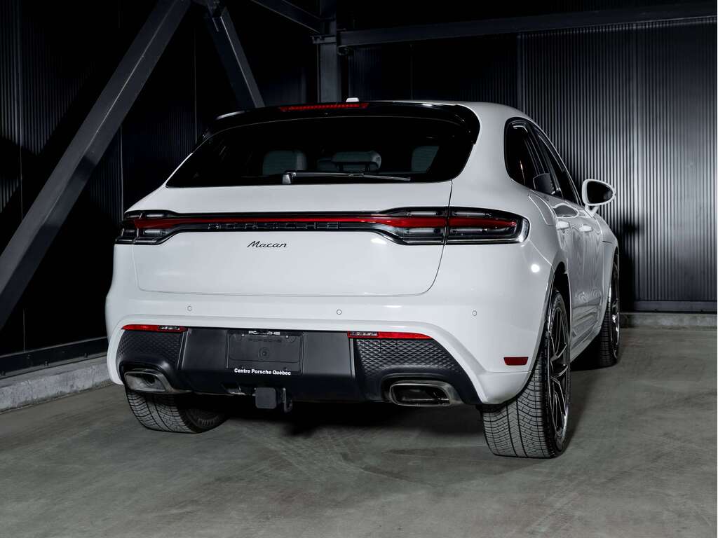 2025 Porsche Macan