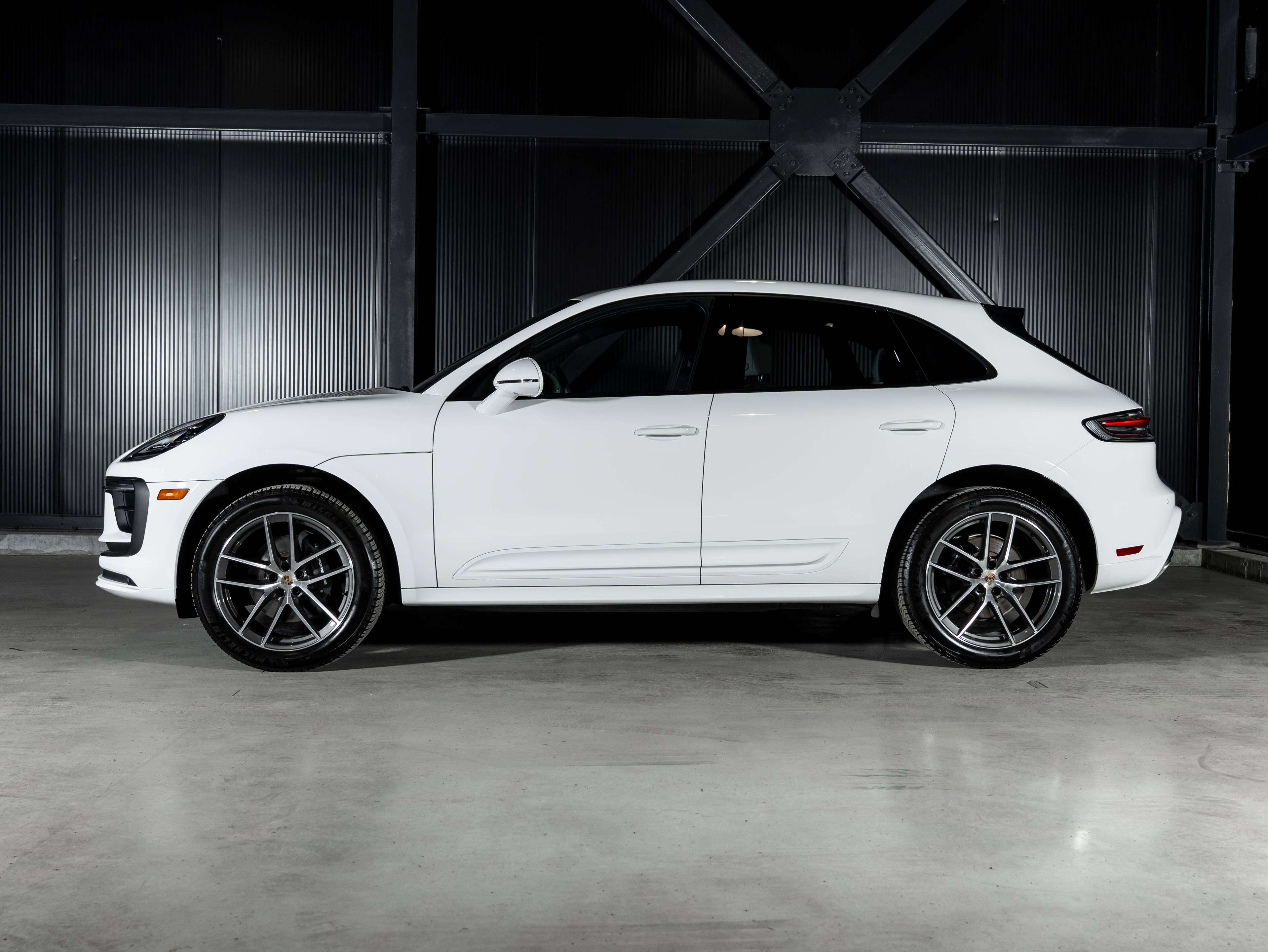 Porsche Macan 2025