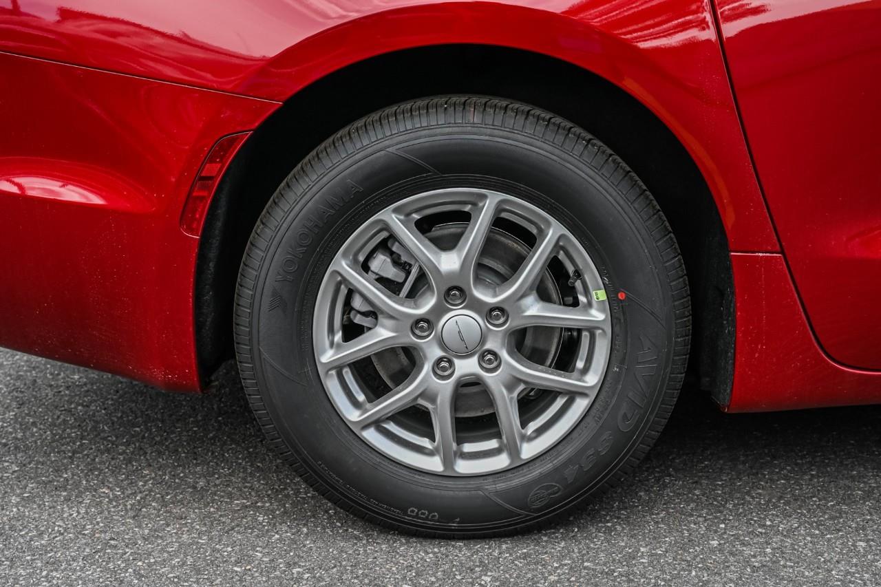 Chrysler Grand Caravan 2027