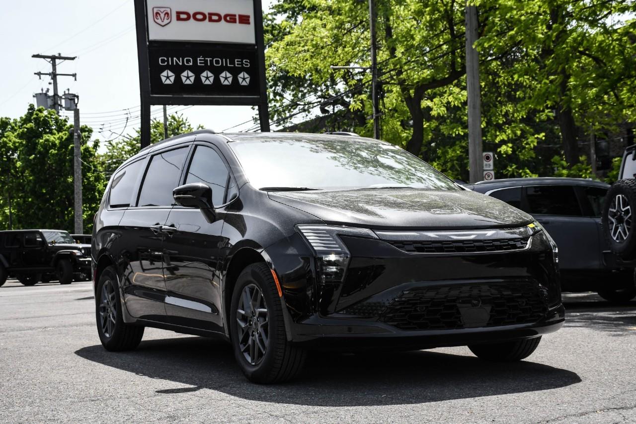 2027 Chrysler Pacifica