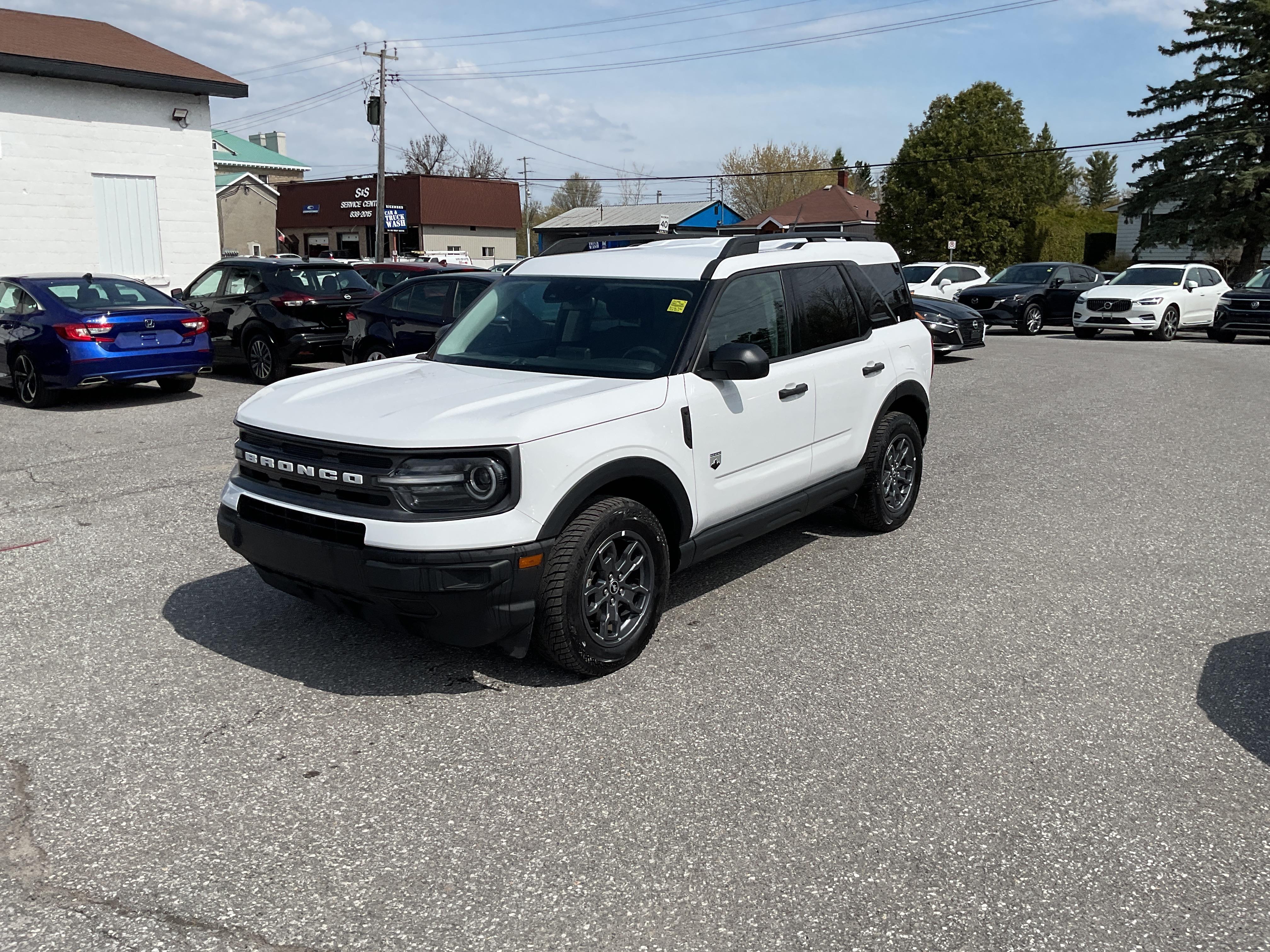White 2024 Ford Bronco Sport SUV / Crossover All-Wheel Drive 8-Speed Automatic