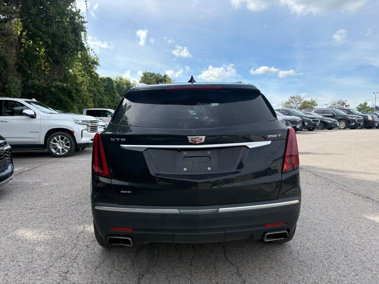 used 2024 Cadillac XT5 car, priced at $38,489