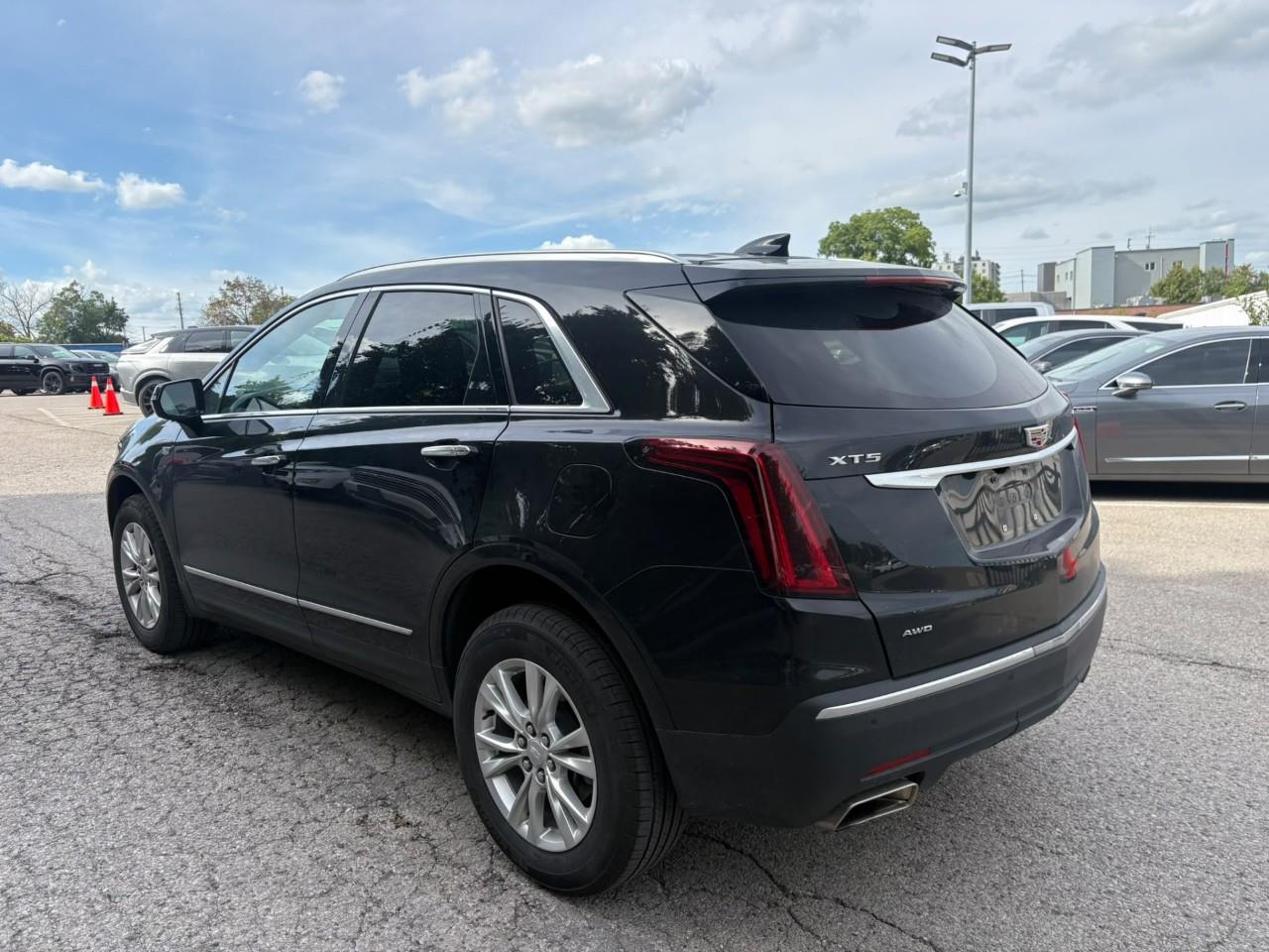 used 2024 Cadillac XT5 car, priced at $38,489