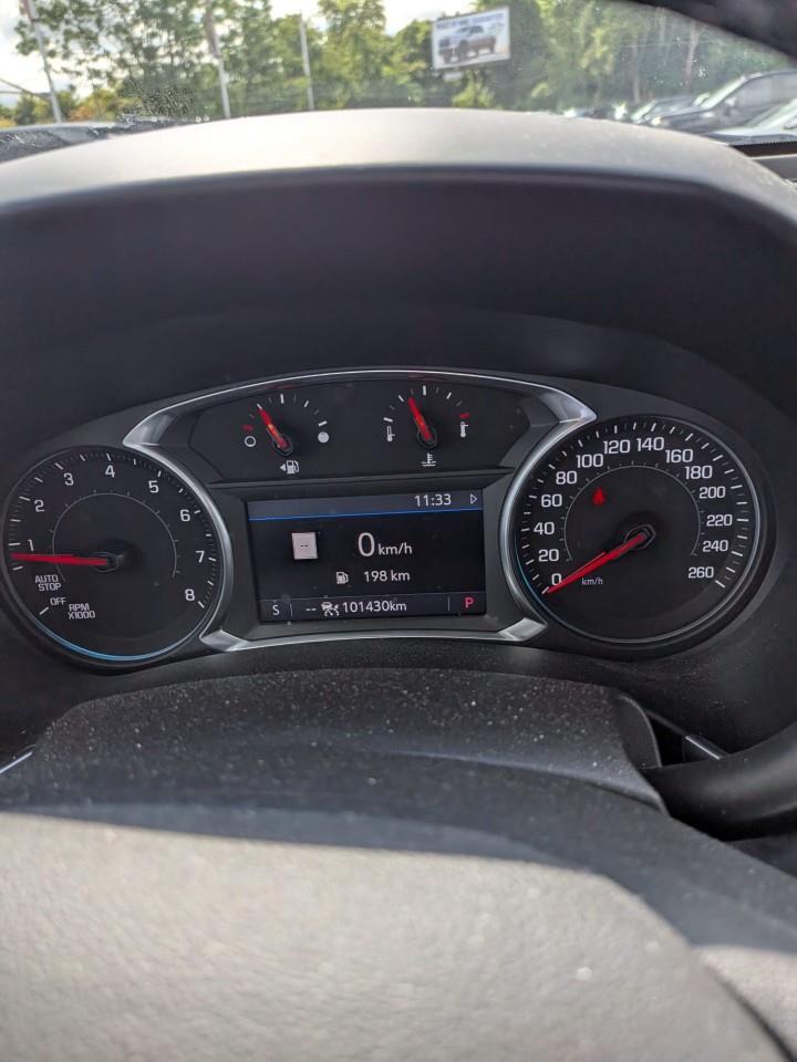 used 2024 Chevrolet Equinox car, priced at $26,593
