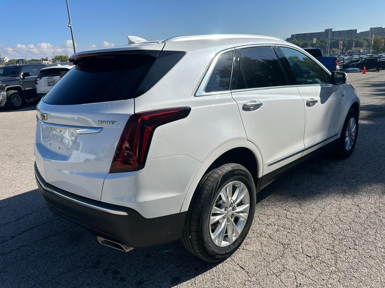 used 2022 Cadillac XT5 car, priced at $33,499