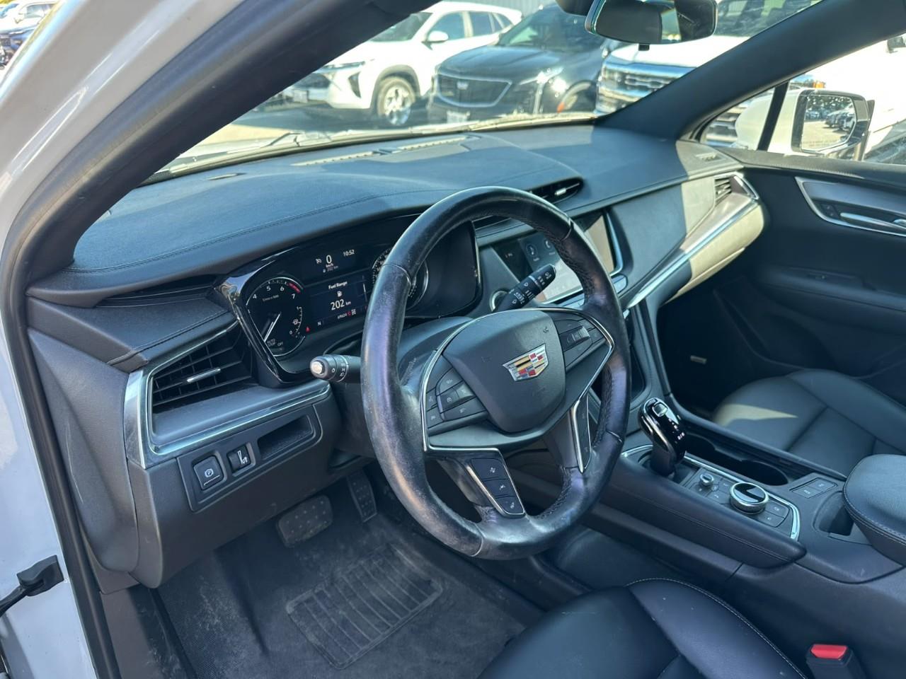 used 2022 Cadillac XT5 car, priced at $33,499