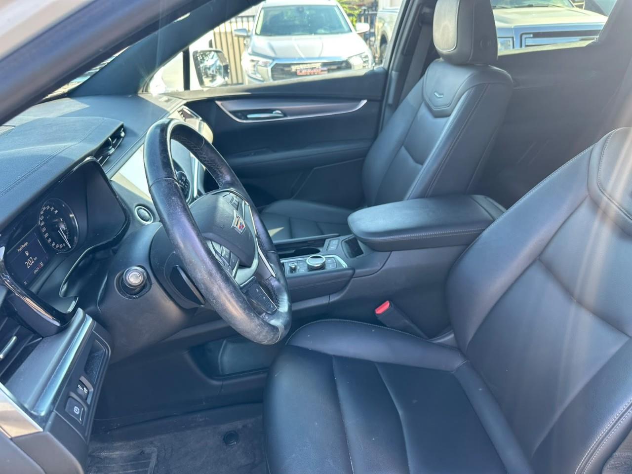 used 2022 Cadillac XT5 car, priced at $33,499