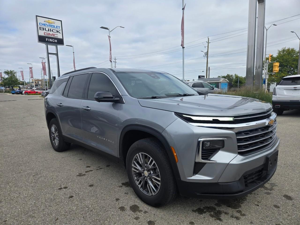used 2024 Chevrolet Traverse car, priced at $44,077