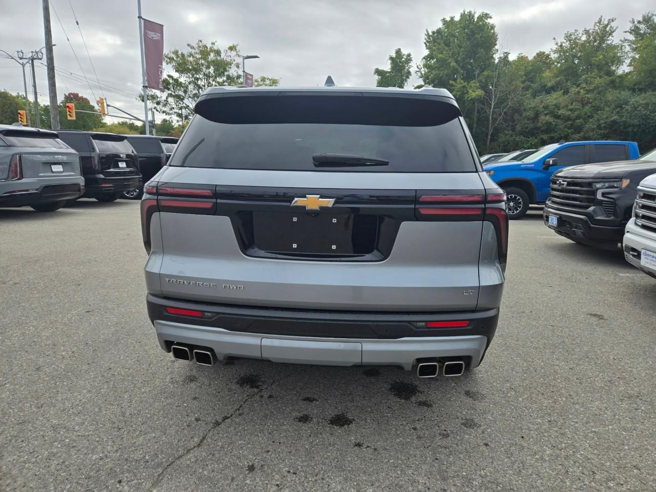 used 2024 Chevrolet Traverse car, priced at $44,077