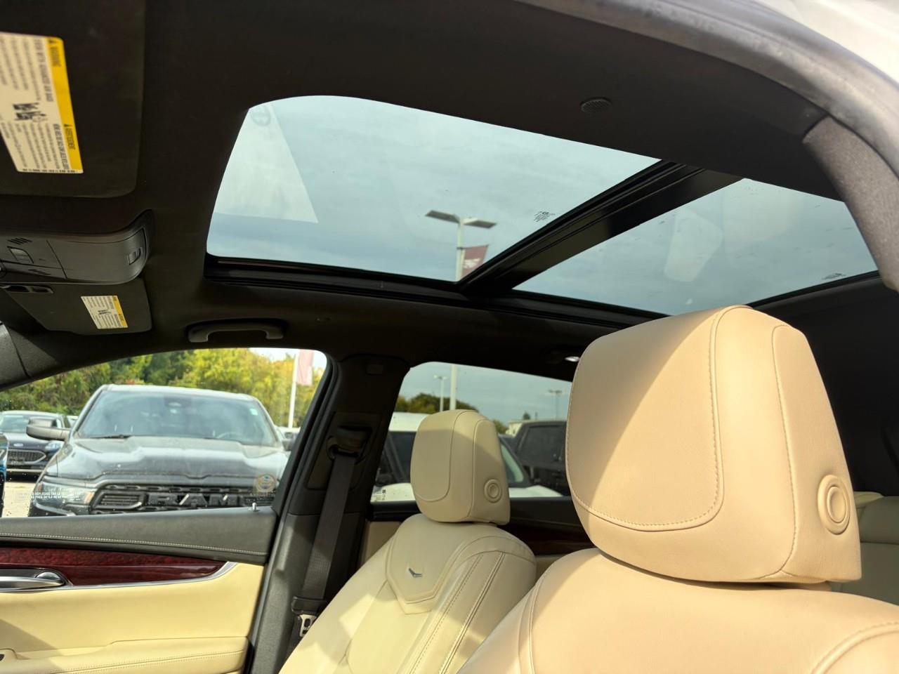 used 2018 Cadillac XT5 car, priced at $17,500