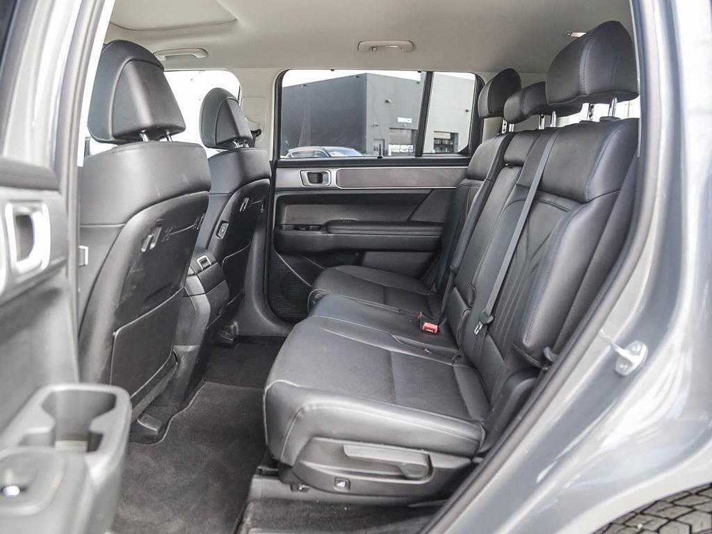 used 2025 Hyundai Santa Fe car, priced at $41,994