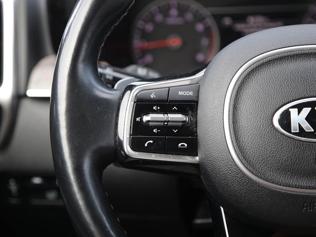 used 2021 Kia Sorento car, priced at $30,697